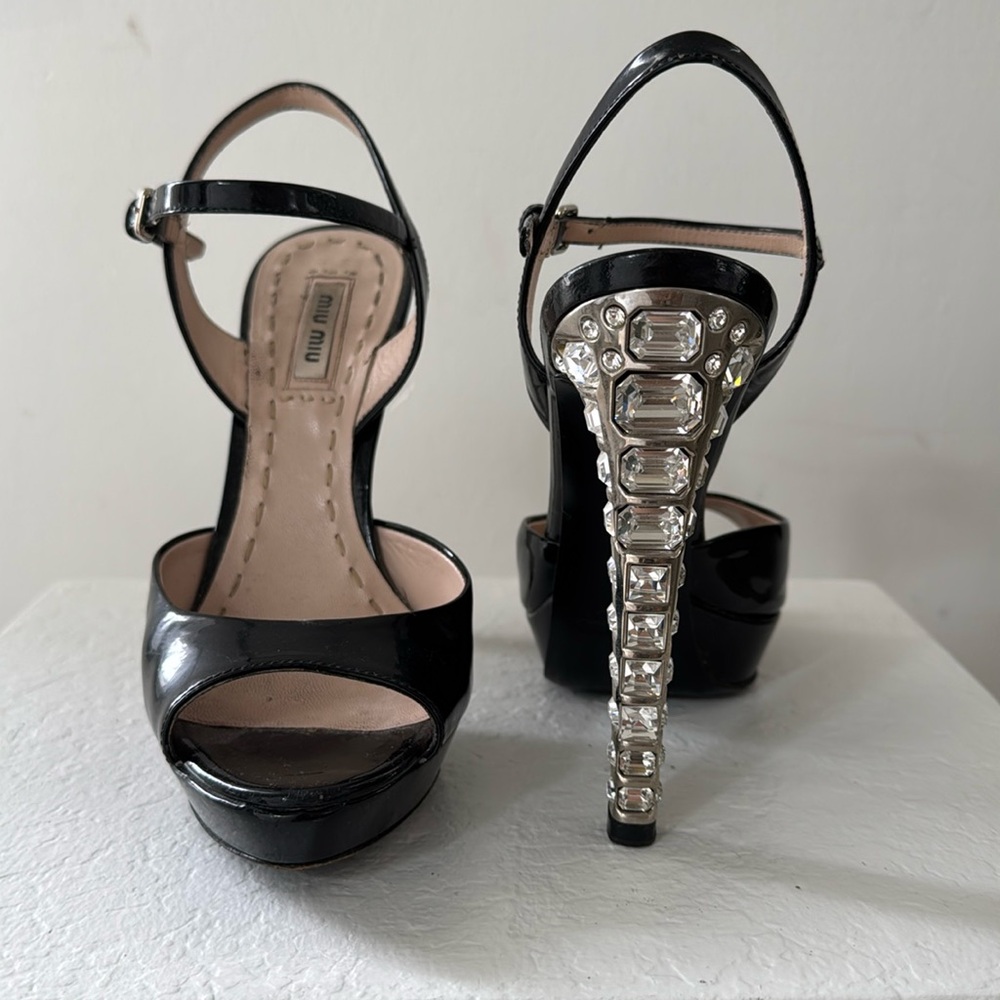 Miu Miu Black Patent Leather Sandals with Exquisite Crystal heels 36